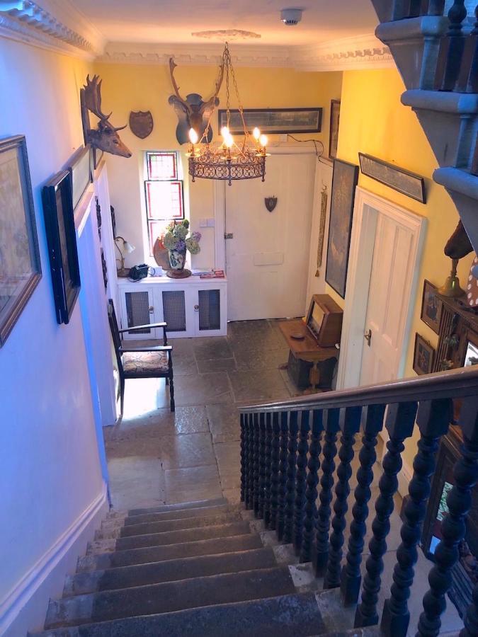 Lauras Townhouse Apartments Dressmakers Salon Bath Buitenkant foto